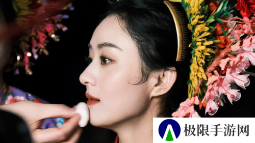 《逆水寒》将靓丽绚烂的簪花艺术搬进了虚拟世界