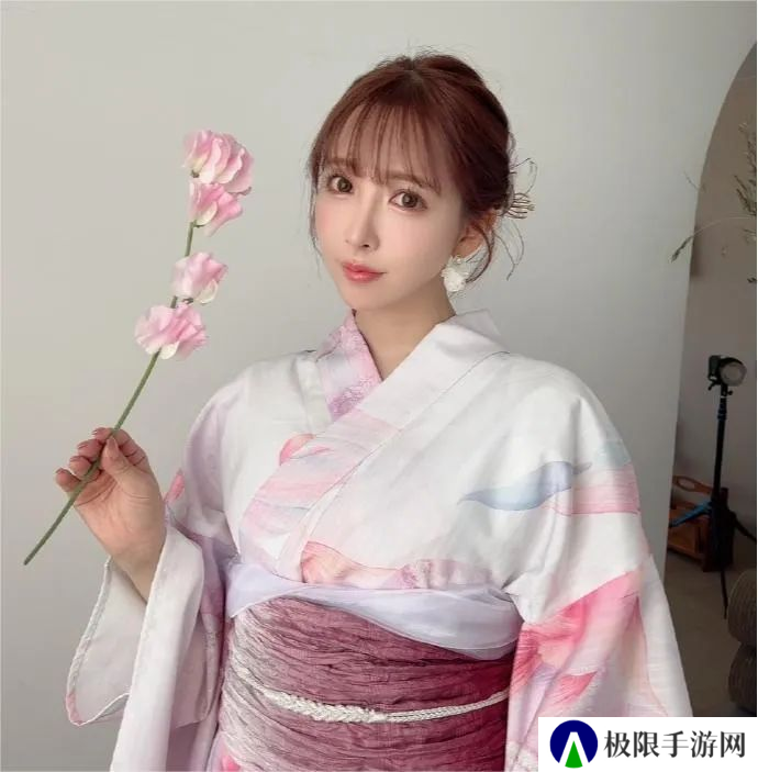 世界NO.2喷喷高玩，消失五年，下海成为顶级牛郎